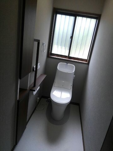 dc062512ﾄｲﾚ岩井邸.jpg