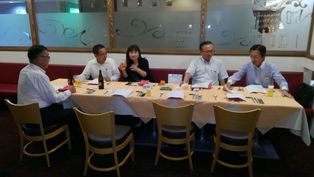 dc072106会議.jpg